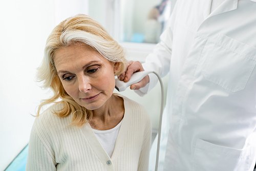 Tympan perforé : comprendre et soulager la douleur aiguë